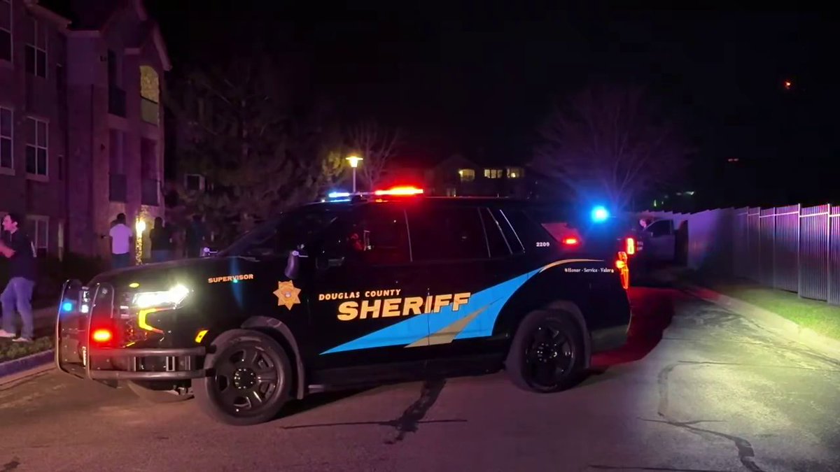 Armed man dead after Douglas County Sheriff's Office deputies attempt de-escalation