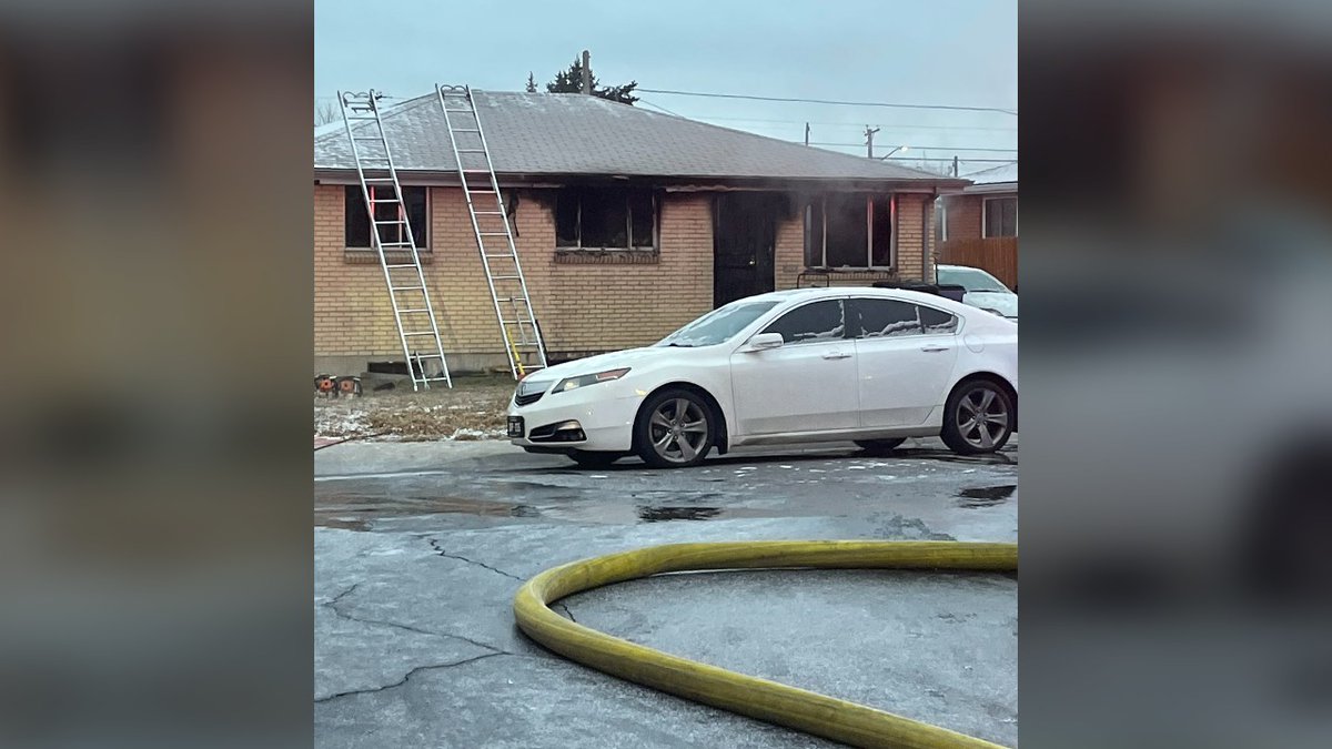 1 killed in house fire in southwest Denver